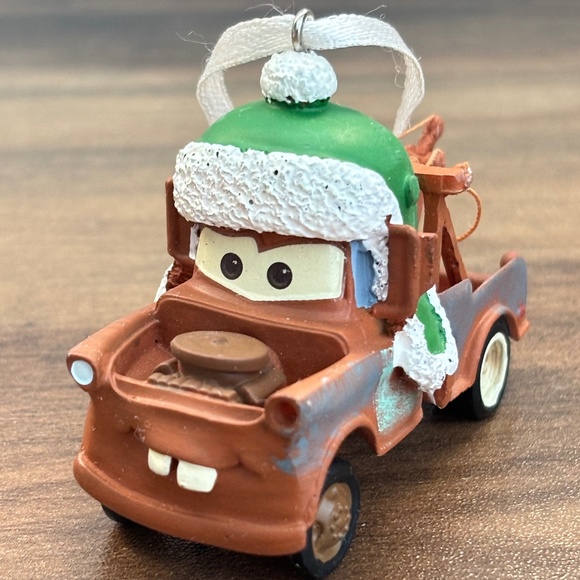 Disney Pixar CARS Holiday MATER Tow Truck Green Hat Christmas Tree Ornament Gift - Picture 1 of 8